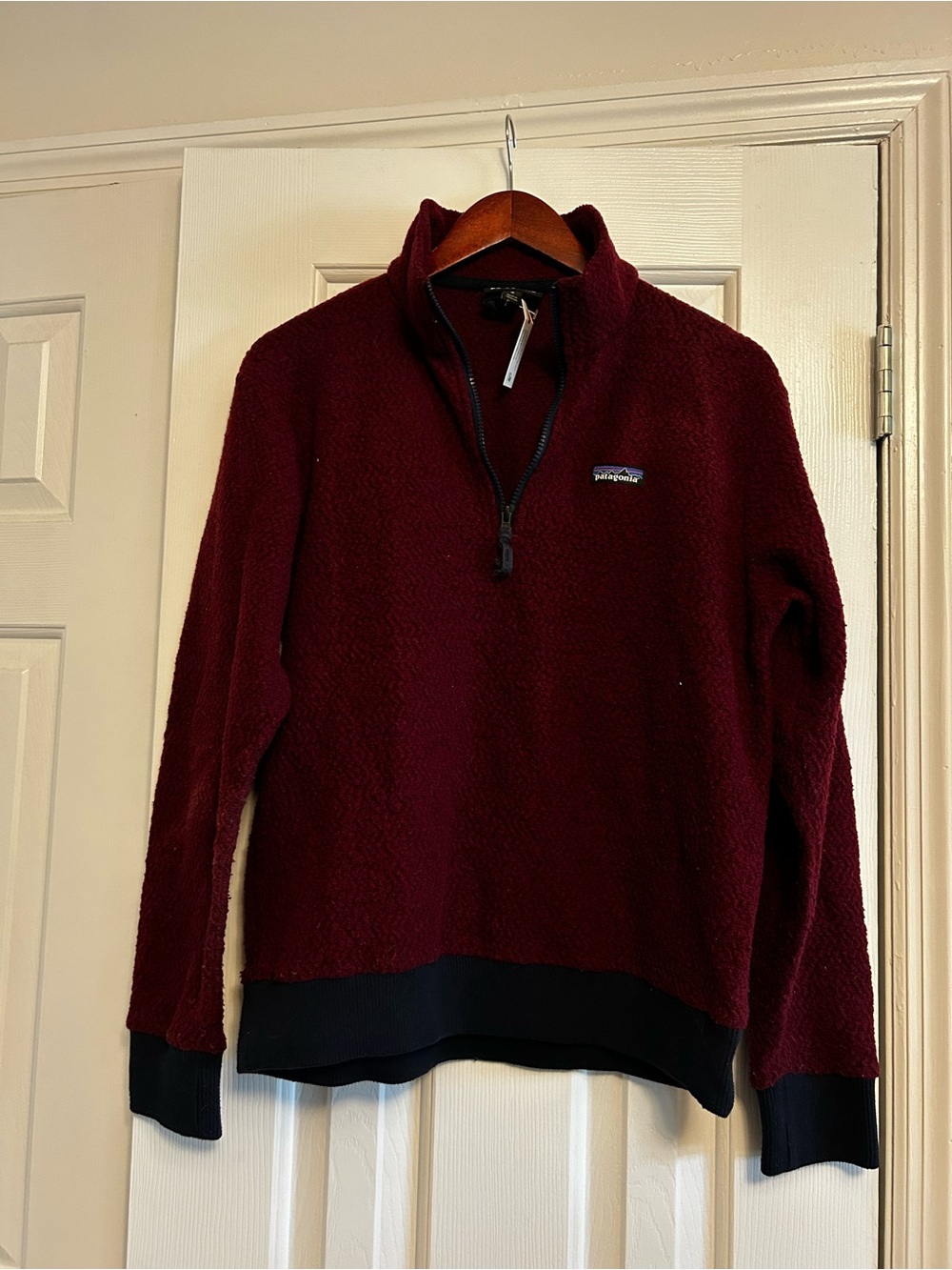 Patagonia Men's Half-Zip Fleece Pullover - Burgundy with Black Trim